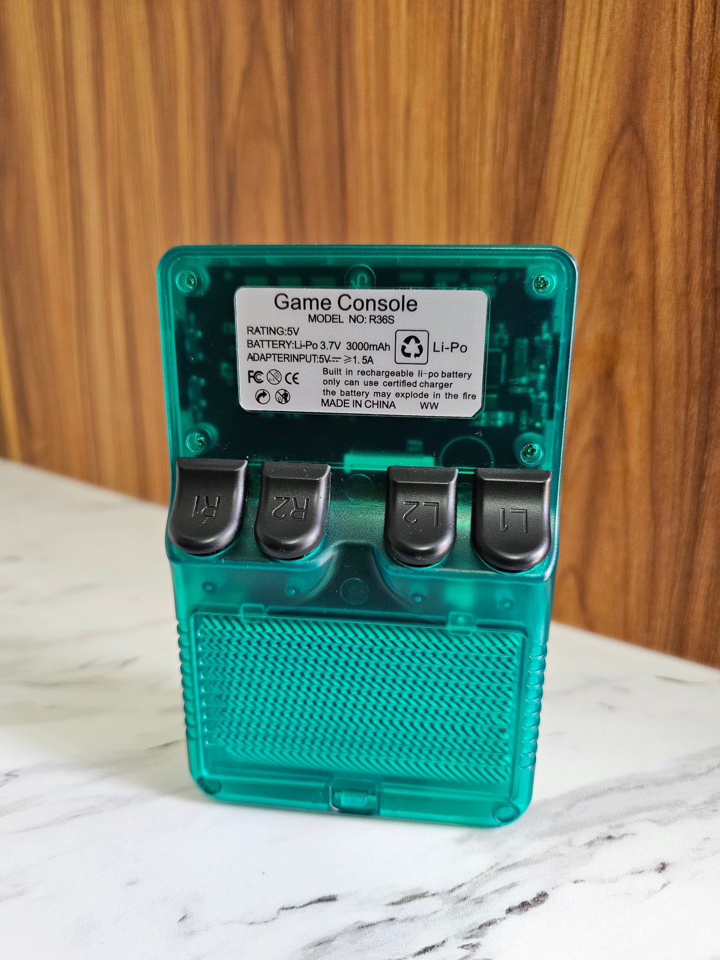 Consola portátil R36S ✅